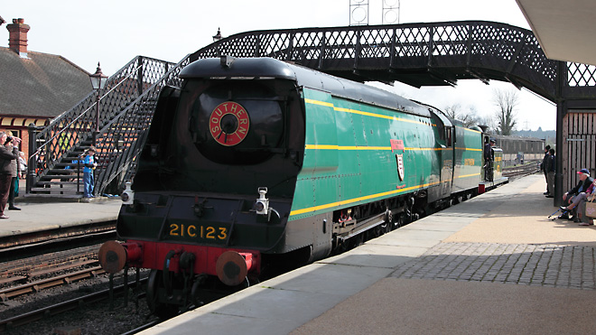 21C123 return to Sheffield Park