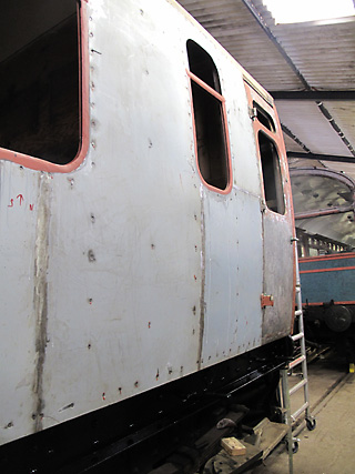 Coach 5768 North End