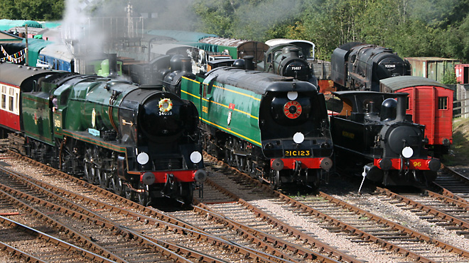 Bulleid Society Locos at Horsted Keynes